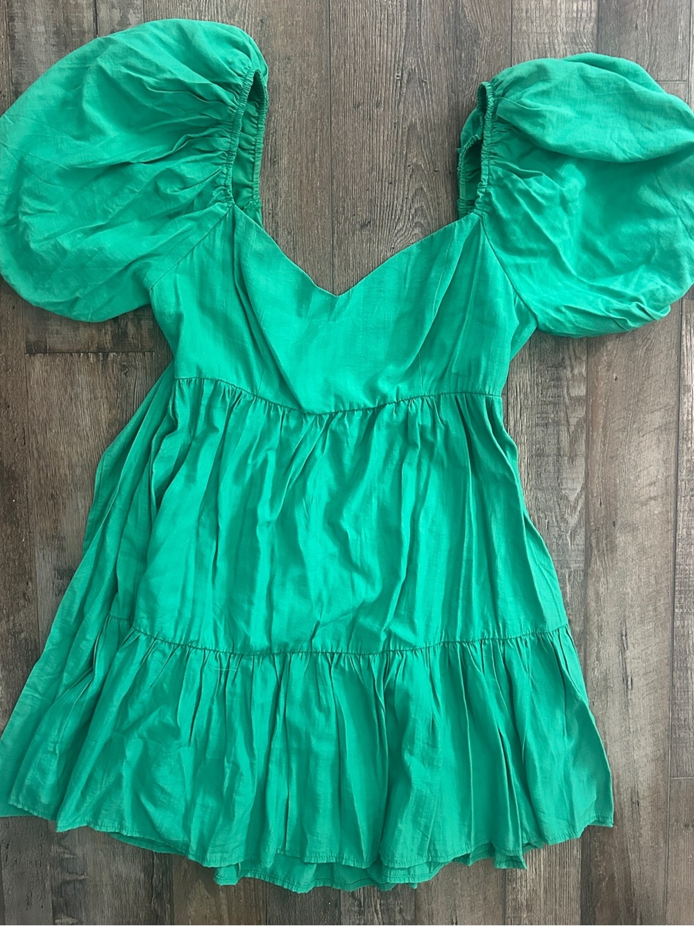 Flying Tomato Emerald Puff-Sleeve Tiered Dress